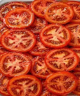 Wissenschaftler enthüllen, dass der Verzehr von TOMATEN  … mehr anzeigen