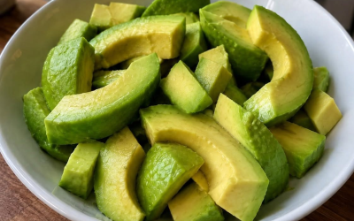 Ärzte enthüllen, dass der Verzehr von Avocados … verursacht. Mehr anzeigen