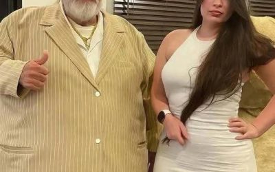 Junge Frau heiratet Millionär und findet dann heraus, dass er es NICHT tut … Mehr anzeigen