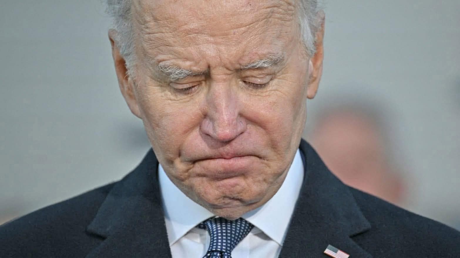 Joe Biden in kritischem Zustand im Krankenhaus… Mehr anzeigen