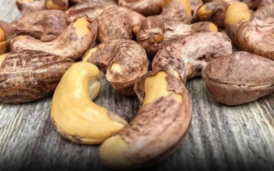 Ärzte enthüllen, was passiert, wenn man regelmäßig Cashewnüsse isst.