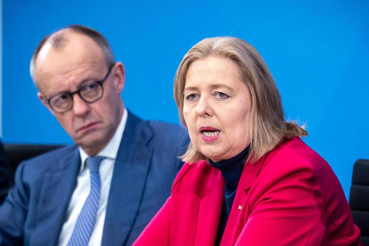 Renten-Aufreger: Beamte behalten wohl üppige Pensionen – Expertin nennt drei Gründe