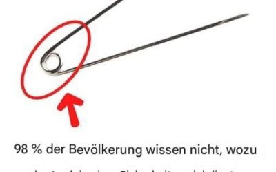 Wozu dient das kleine Loch im Stock?