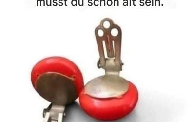 Der vergessene Alltagshelfer: Historischer Knöpfhaken und Schuhknöpfer
