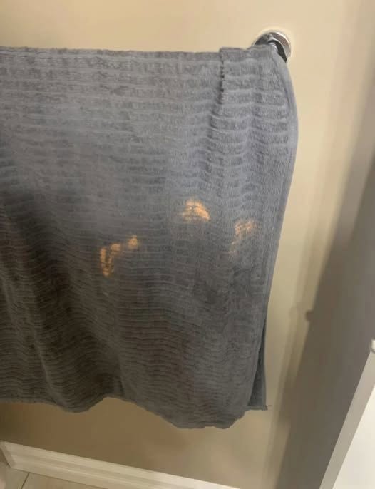So entfernen Sie Bleichflecken aus Ihrer Kleidung: Diese hochwirksamen Lösungen